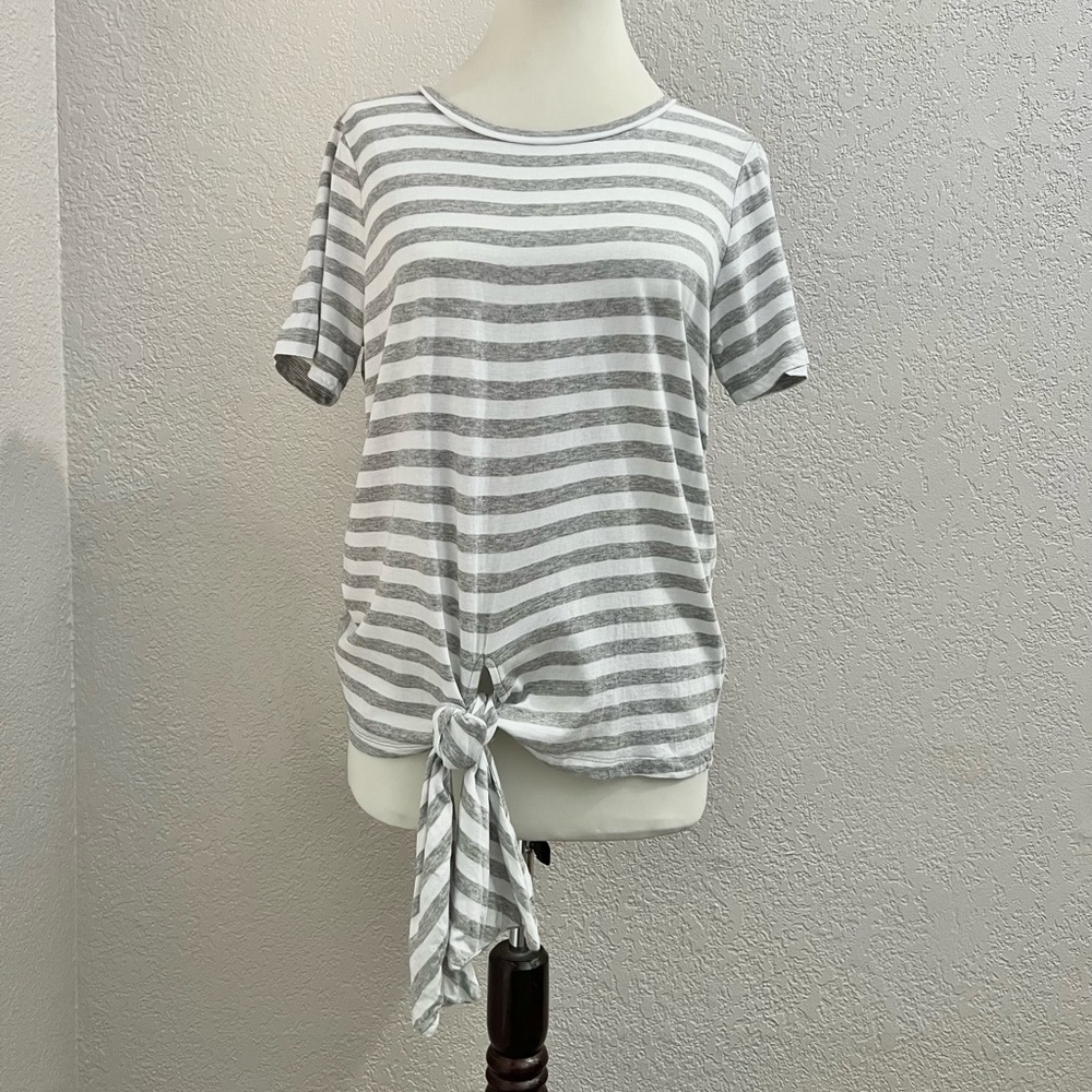 MICHAEL KORS Gray White Stripe  Front tie Tops Casual Shirt Large